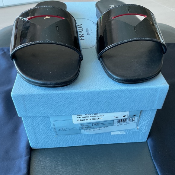 NWT PRADA Black/Red Patent Sandals Size 38.5. Made in Italy. - Picture 3 of 7